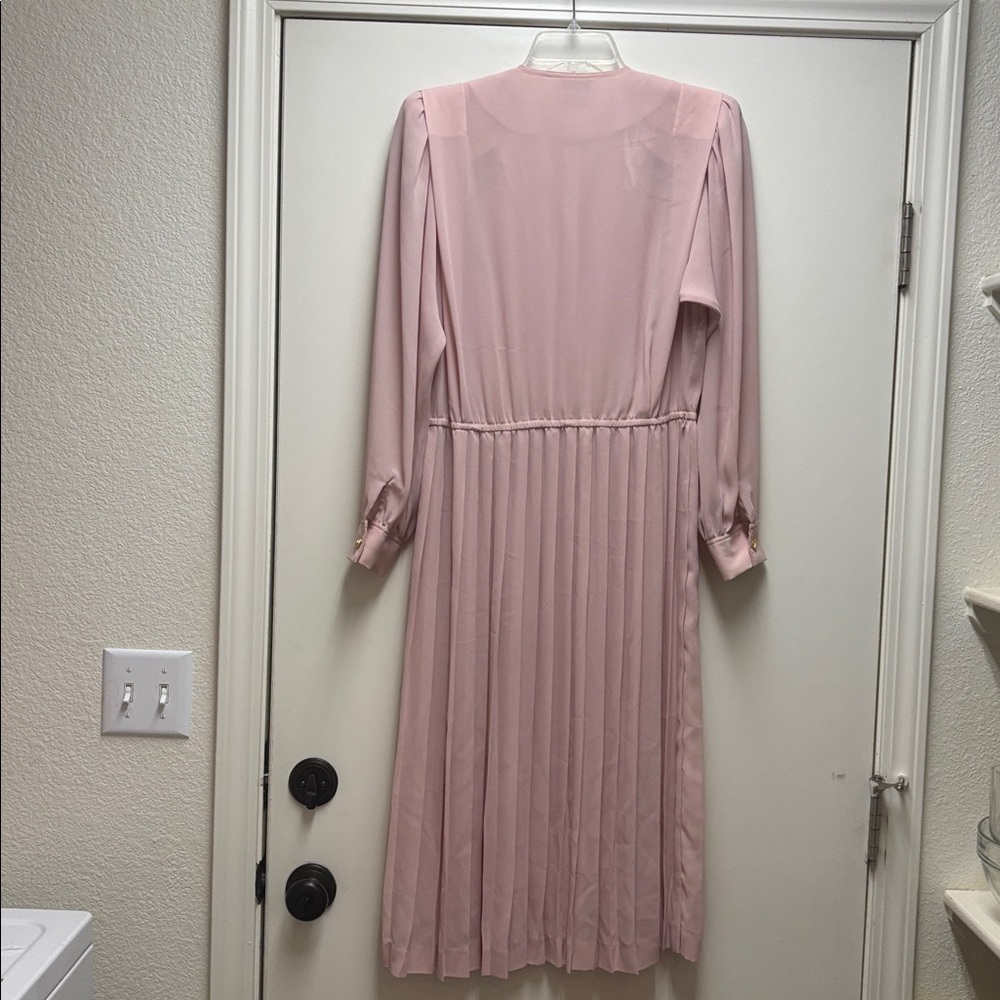 Leslie Fay Petite Pink Blush Long Sleeve Dress Size 10 - Picture 2 of 7
